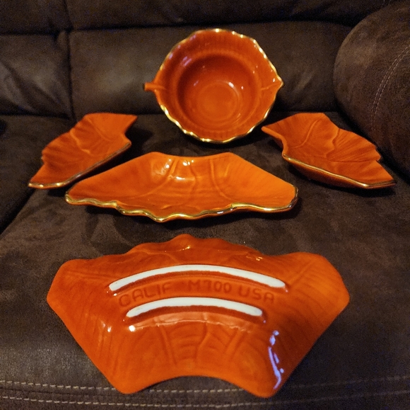 Vintage Orange Leaf Gold Trim Bowl & 4 Serving Plates USA California M700 - Picture 3 of 11